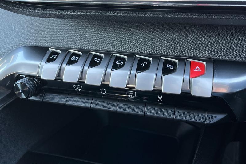 Used Peugeot 3008 2022 for sale - 77733162: Photo 30