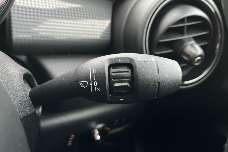 Used MINI Convertible 2018 for sale - 77286235: Photo 15