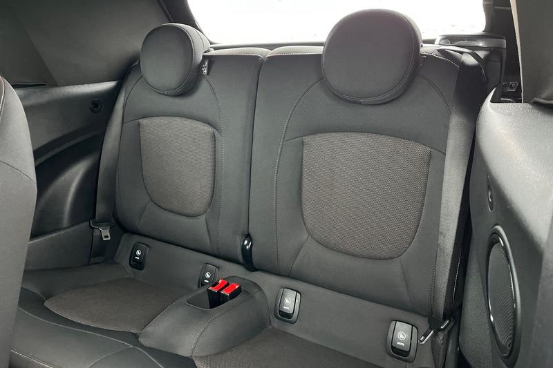 Used MINI Convertible 2018 for sale - 77286235: Photo 20