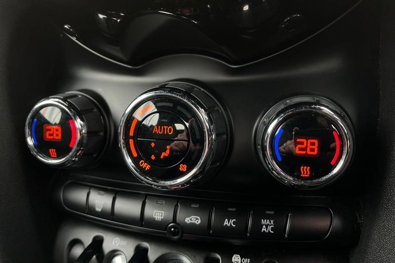 Used MINI Convertible 2018 for sale - 77286235: Photo 28