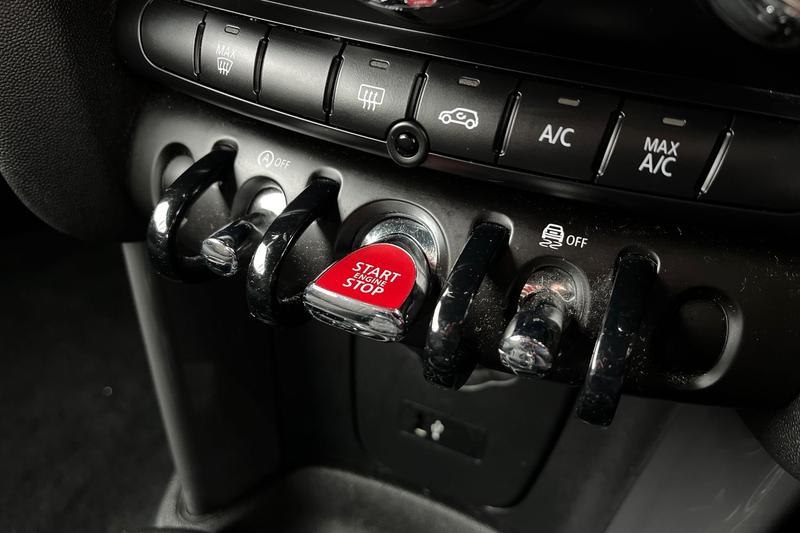 Used MINI Convertible 2018 for sale - 77286235: Photo 29