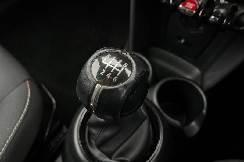 Used MINI Convertible 2018 for sale - 77286235: Photo 31