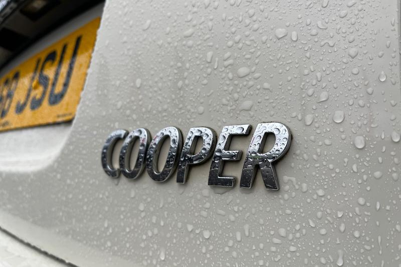 Used MINI Convertible 2018 for sale - 77286235: Photo 39