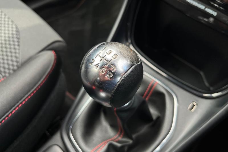 Vehicle 33