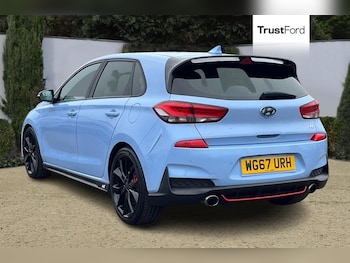 Used Hyundai i30 2017 for sale - 76277132: Photo 2