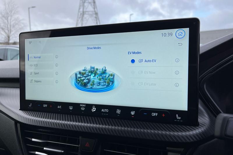 Used Ford Kuga 2025 for sale - 77641479: Photo 27