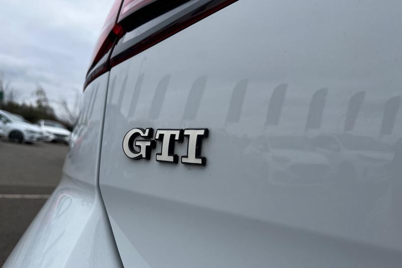 Used Volkswagen Golf 2017 for sale - 76887958: Photo 39