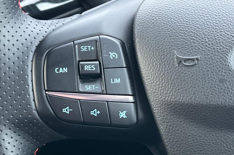 Used Ford Focus 2024 for sale - 78067582: Photo 38