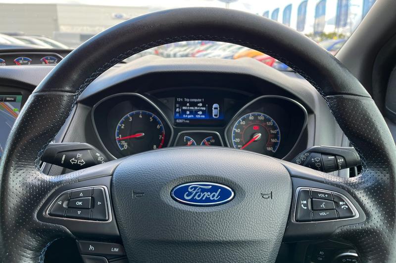 Used Ford Focus 2016 for sale - 76667876: Photo 12