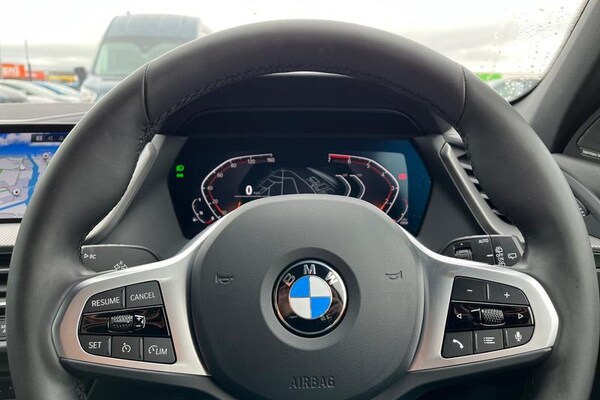 Used BMW 1 Series 2024 for sale - 75632730: Photo 12
