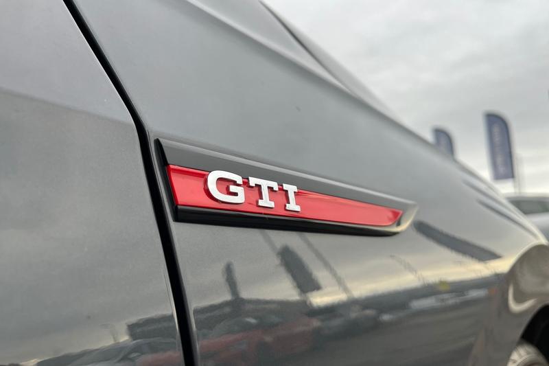 Used Volkswagen Golf 2020 for sale - 76162089: Photo 38