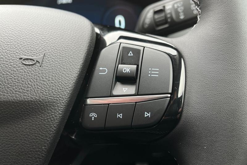 Used Ford Kuga 2025 for sale - 78095160: Photo 35