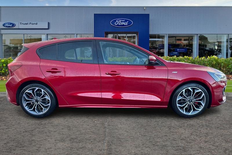 Used Ford Focus 2025 for sale - 76931294: Photo 3