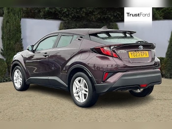 Used Toyota C-HR 2023 for sale - 79548803: Photo