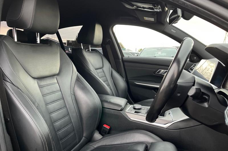 Used BMW 3 Series 2019 for sale - 77262055: Photo 17