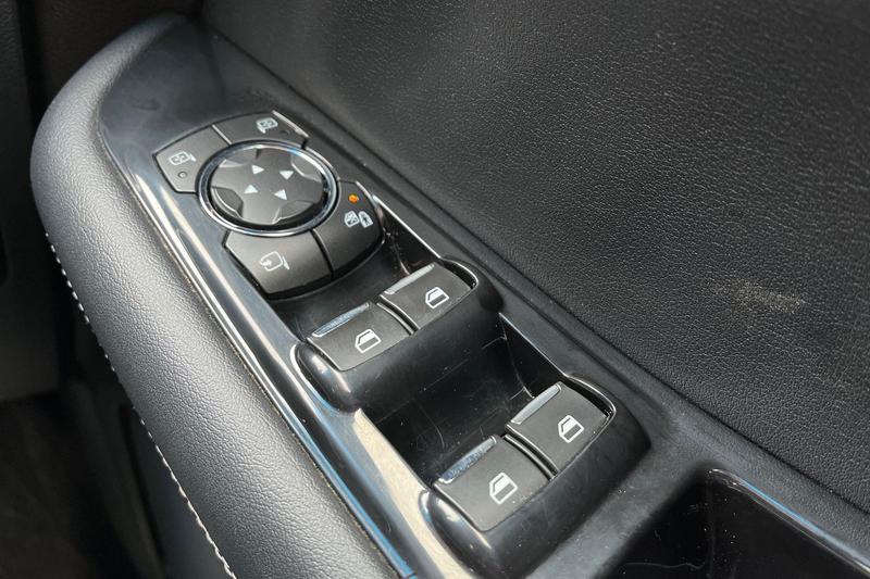 Used Ford Edge 2018 for sale - 76738937: Photo 16