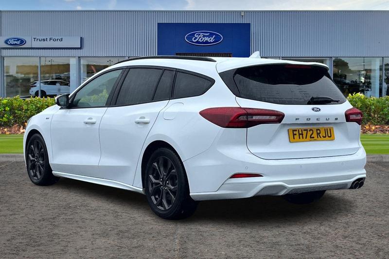 Used Ford Focus 2023 for sale - 78133844: Photo 2