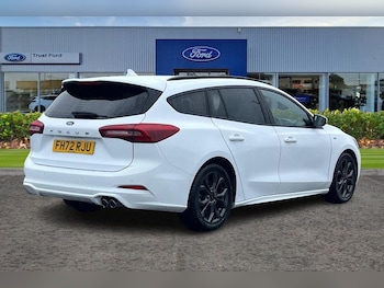 Used Ford Focus 2023 for sale - 78133844: Photo