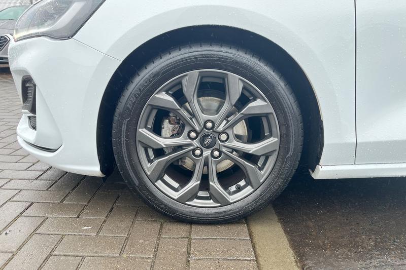 Used Ford Focus 2023 for sale - 78133844: Photo 8