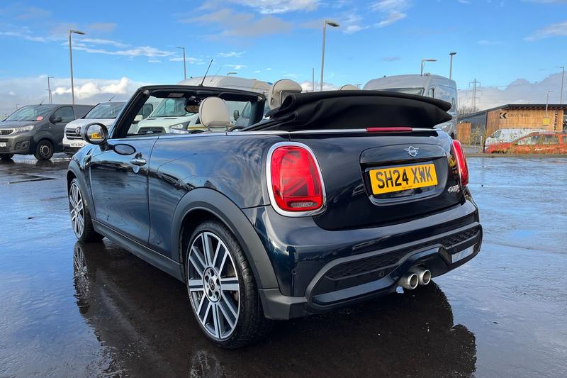 Used MINI Convertible 2024 for sale - 76767070: Photo 39
