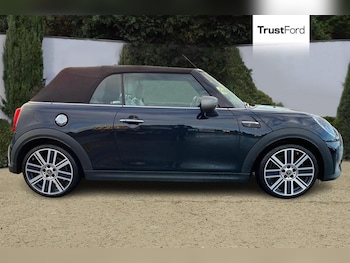 Used MINI Convertible 2024 for sale - 76767070: Photo
