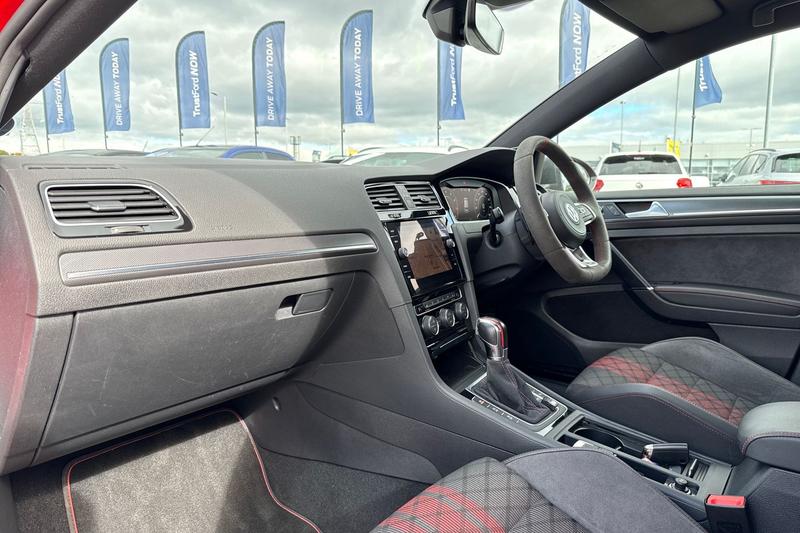 Used Volkswagen Golf 2020 for sale - 76028281: Photo 18