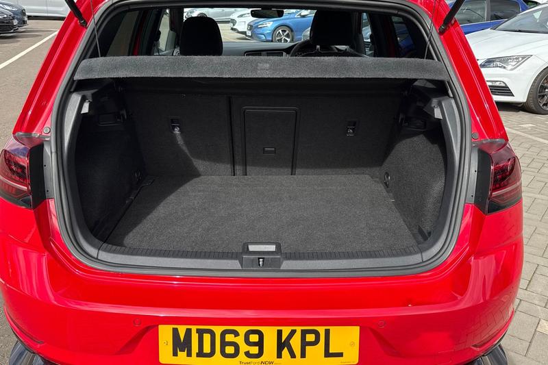 Used Volkswagen Golf 2020 for sale - 76028281: Photo 21