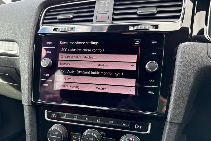Used Volkswagen Golf 2020 for sale - 76028281: Photo 25