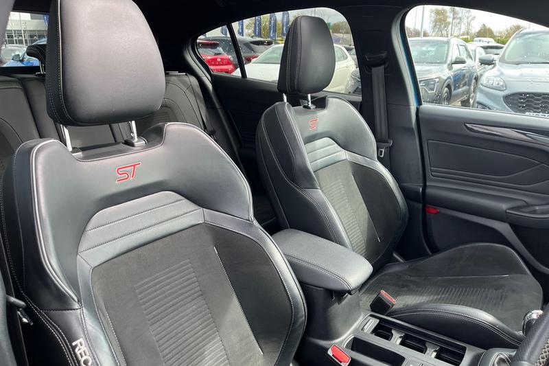 Used Ford Focus 2020 for sale - 78206295: Photo 17