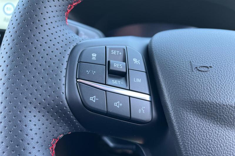 Used Ford Kuga 2025 for sale - 76949079: Photo 34