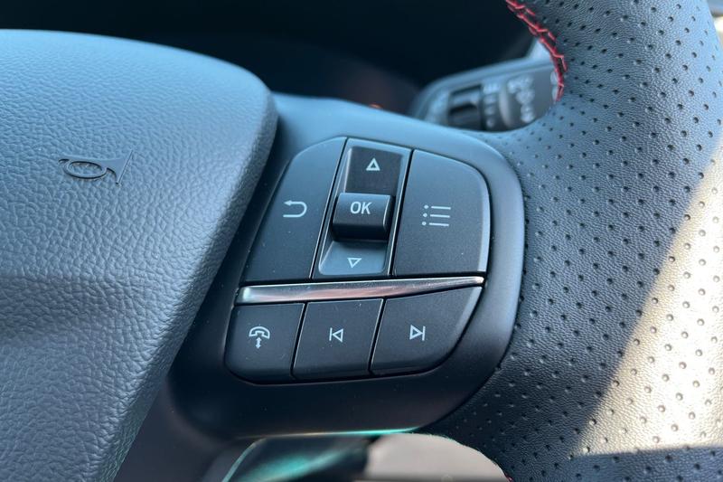 Used Ford Kuga 2025 for sale - 76949079: Photo 35