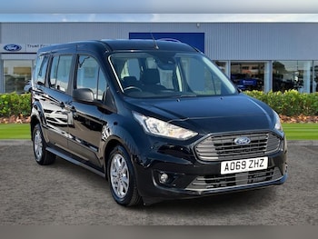 Used Ford Grand Tourneo Connect 2019 for sale - 75598684: Photo