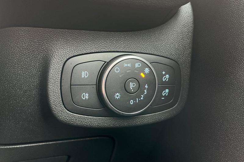 Used Ford Fiesta 2019 for sale - 76123763: Photo 37