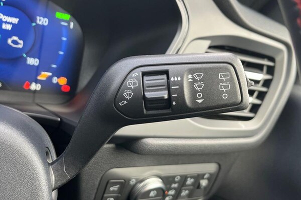 Used Ford Kuga 2023 for sale - 76234924: Photo 15