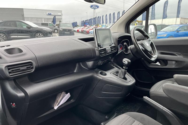 Used Vauxhall Combo Life 2022 for sale - 76452839: Photo 18