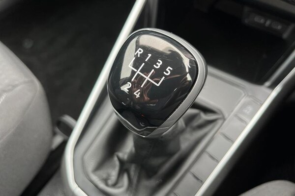 Used Volkswagen Polo 2023 for sale - 76255474: Photo 31