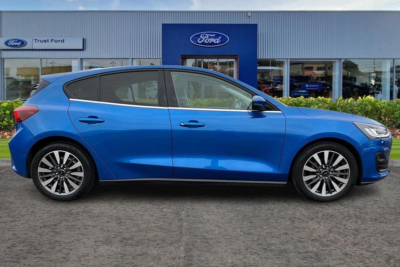 Used Ford Focus 2023 for sale - 77339926: Photo 3