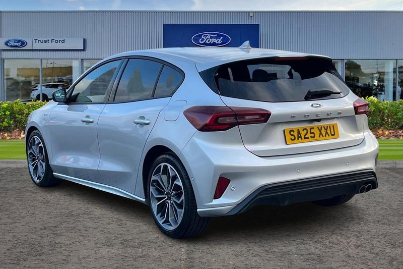 Used Ford Focus 2025 for sale - 76637382: Photo 2