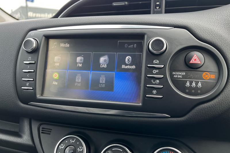 Used Toyota Yaris 2020 for sale - 78015301: Photo 28