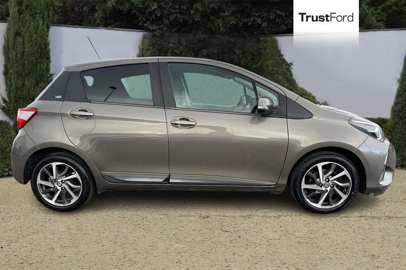 Used Toyota Yaris 2020 for sale - 78015301: Photo 3