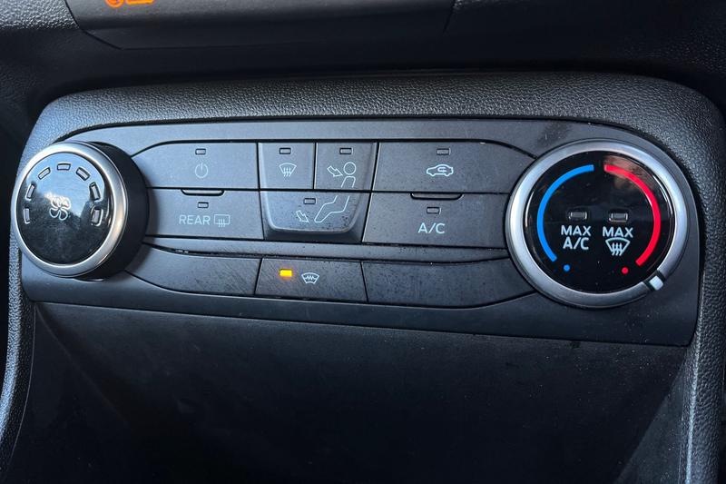 Used Ford Fiesta 2019 for sale - 78015285: Photo 31