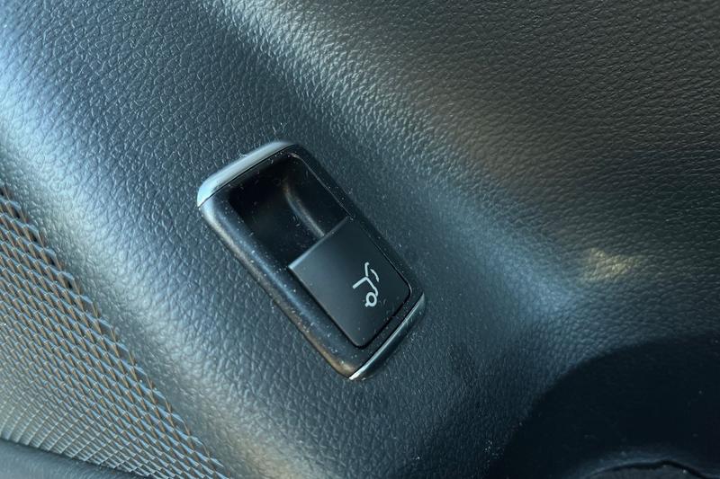 Used Mercedes-Benz GLA 2017 for sale - 76603359: Photo 38