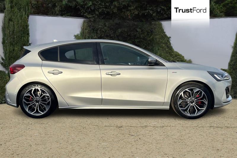 Used Ford Focus 2025 for sale - 76539478: Photo 3