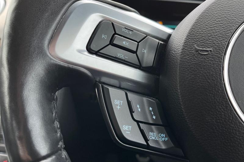 Used Ford Mustang 2019 for sale - 76895331: Photo 33