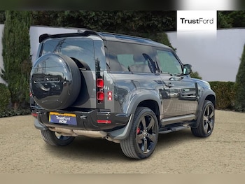 Used Land Rover Defender 2023 for sale - 79293257: Photo