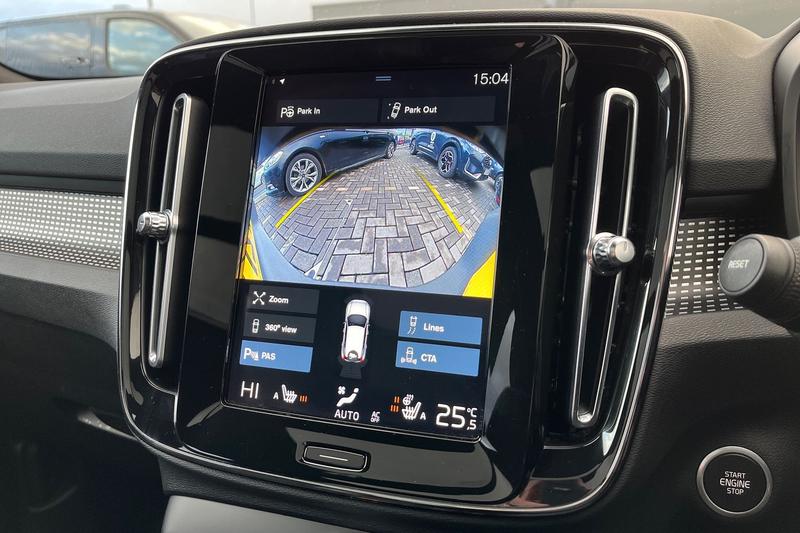 Used Volvo XC40 for sale - 77176434: Photo 25