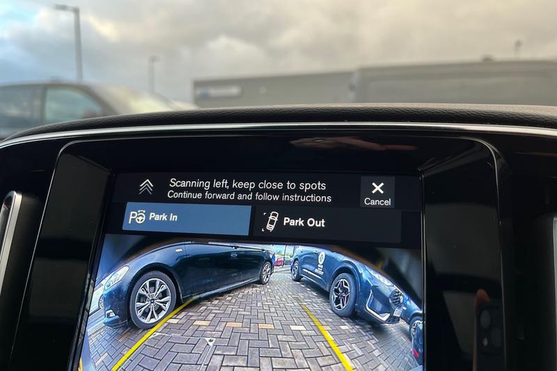 Used Volvo XC40 for sale - 77176434: Photo 26