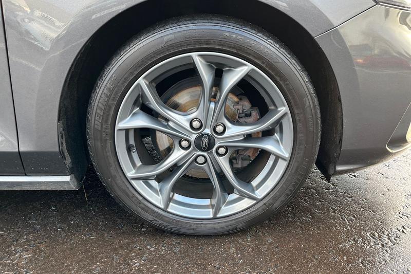 Used Ford Focus 2019 for sale - 77186888: Photo 8