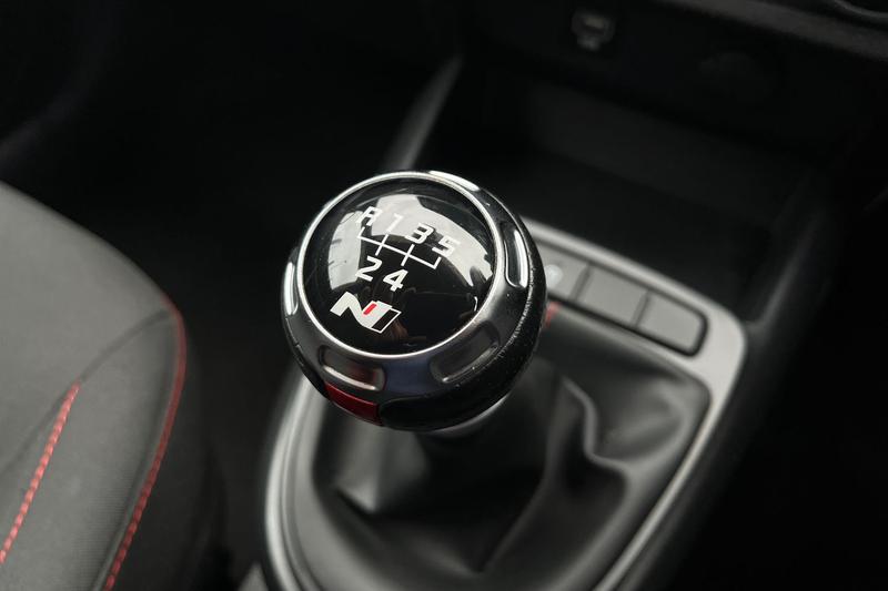 Used Hyundai i10 2021 for sale - 76117628: Photo 32