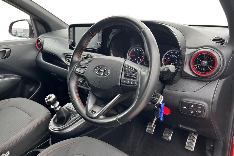 Used Hyundai i10 2021 for sale - 76117628: Photo 9